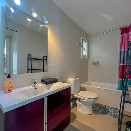 Apartment Vivalidays Garbi - Centro Lloret de Mar