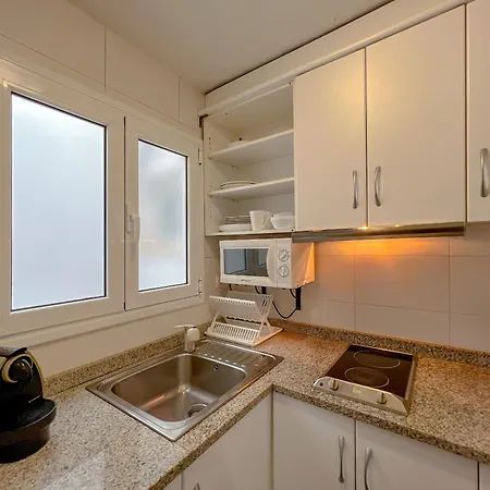 Vivalidays Garbi - Centro شقة يوريت دي مار