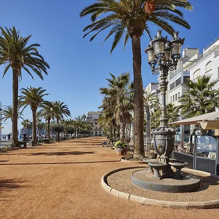 Vivalidays Garbi - Centro شقة يوريت دي مار